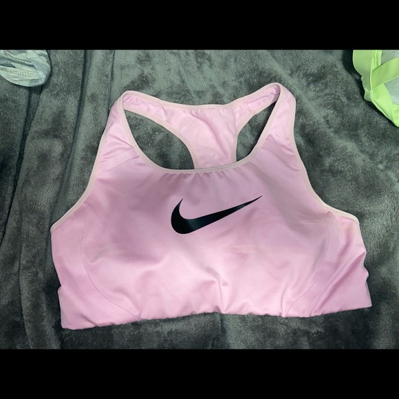 Never Worn Nike Sports Bra - Picture 1 of 3
